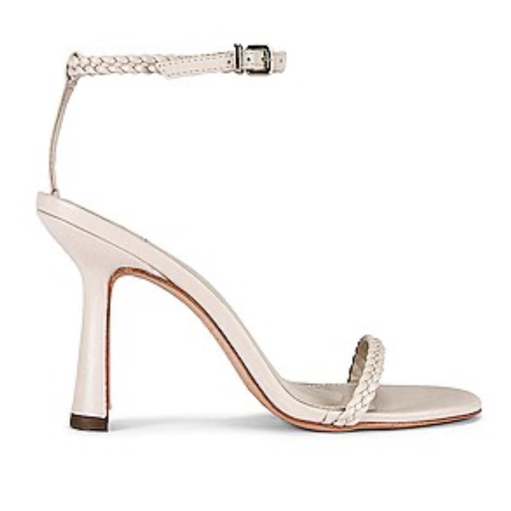 House of Harlow 1960 🖤 x revolve heels in ivory *Sold out online